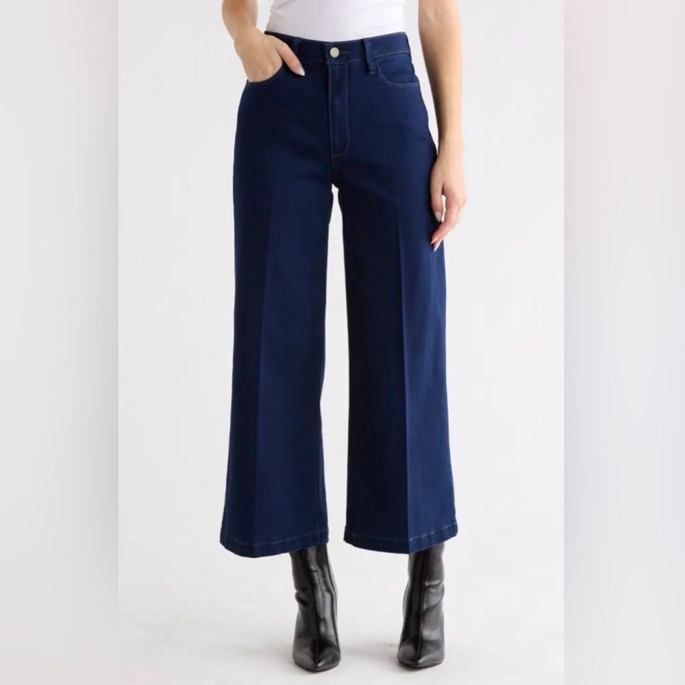 PAIGE Genesee Crop Jeans Size 23